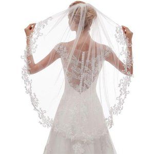 Elegant Light Ivory Lace Wedding Dress